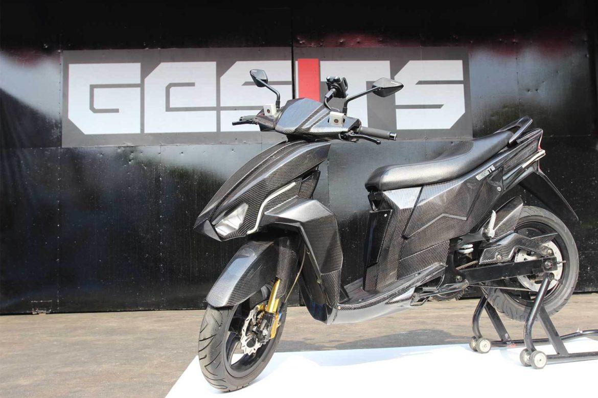 Gesits Sepeda  Motor  Listrik  Buatan Indonesia yang Siap 